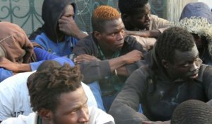 Libye: 124 migrants sur le point de partir en Europe arrêtés