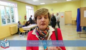 Municipales à Avignon : Cécile Helle (PS)  a voté