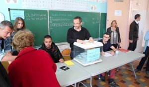 Municipales à Marseille : Jean-Marc Coppola (Front de gauche) a voté