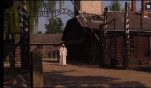 Le pape en visite silencieuse à Auschwitz