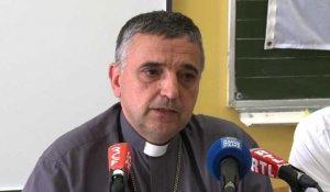 Prêtre égorgé: l'archevêque de Rouen se dit "abasourdi"