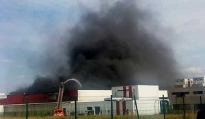 Mouscron: gros incendie dans l'entreprise Goemaere
