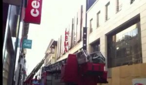 Incendie rue neuve à Bruxelles: l'arrivée des secours (exclusif)