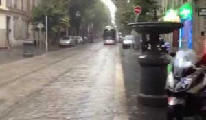 Marseille : le boulevard Longchamp inondé