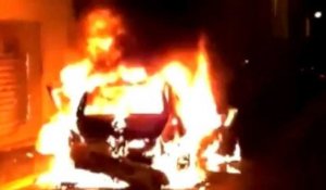 Marseille : la voiture du bijoutier séquestré en feu