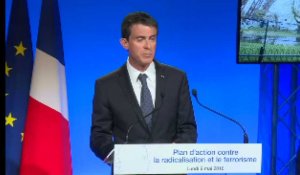 Manuel Valls annonce la création d'une structure de "déradicalisation"