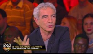 Estelle Denis reprend Ophélie Meunier sur Raymond Domenech dans Le Tube