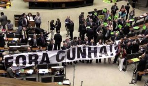 Brésil: débat des députés avant le vote sur Rousseff