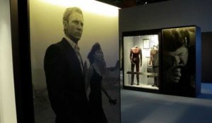 James Bond dévoile 50 ans de style dans une exposition unique à Paris