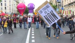 Loi travail: des centaines de personnes manifestent à Paris