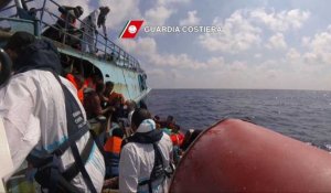 190 migrants secourus d'un bâteau de pêche