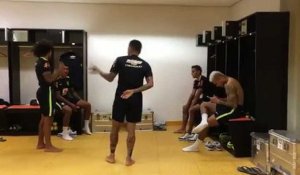 La danse endiablée de Neymar et des Brésiliens