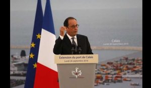 La visite de François Hollande à Calais, en 42 secondes