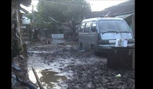Indonésie: au moins 26 morts dans des inondations