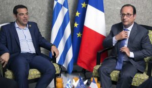 François Hollande en Grèce, soutien de choc pour Alexis Tsipras