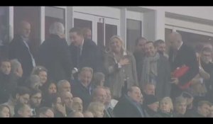 Quand Marine Le Pen et Daniel Percheron convoitent le même fauteuil lors d'un match de foot