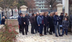 Attentats de Paris : Minute de silence à Lisieux