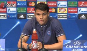 PSG / Real - La conférence de presse de Thiago Silva