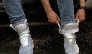 Retour vers le futur 2: les baskets à laçage automatique de Marty McFly sortiront en 2015 chez Nike