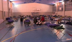 Pic de froid: la mairie de Paris ouvre un gymnase pour les SDF