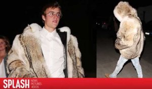 Justin Bieber parade dans un manteau en fourrure