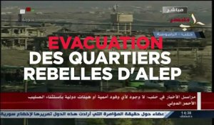 Alep : les premiers évacués quittent les quartiers rebelles