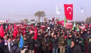 Turquie: des milliers de manifestants contre le siège d'ALEP