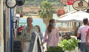 Portugal: les touristes britanniques retrouvent le soleil de l'Algarve