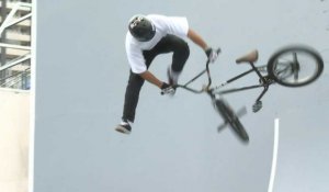 Japon: compétition test de BMX en vue des JO