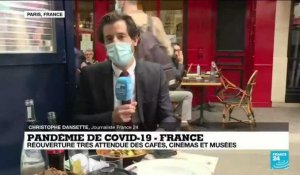 Déconfinement en France : les Français attablés aux terrasses des bars et restaurants