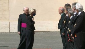 La présidente de la Commission Européenne, Ursula von der Leyen, arrive au Vatican