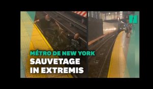 Un homme en fauteuil roulant sauvé de justesse des rails du métro à New York