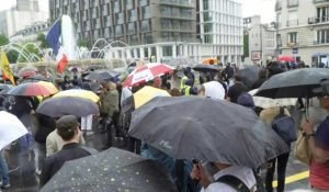 Covid: début de la manifestation contre le pass sanitaire à Paris