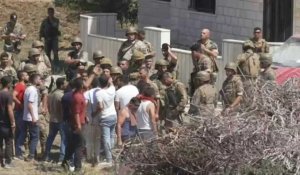 Images de personnes attaquant la résidence du propriétaire d'un camion-citerne au Liban