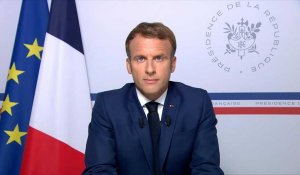 La France doit "protéger" les Afghans qui l'ont aidée (Macron)