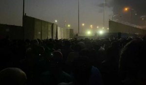 Évacuations d'Afghanistan: foule compacte devant l'aéroport de Kaboul