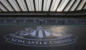 Newcastle nouveau géant du football après son rachat par un fond saoudien ?