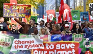 Les défenseurs du climat mobilisés à Bruxelles à l'approche de la COP26