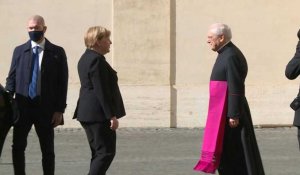 Angela Merkel arrive au Vatican pour rencontrer le pape François