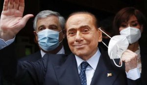 Italie : Silvio Berlusconi de retour à l'hôpital pour des examens