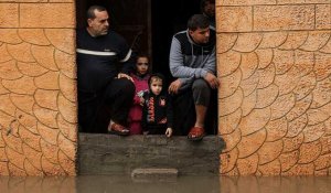 Après les derniers bombardements israéliens, le camps de Jabalia sous les eaux