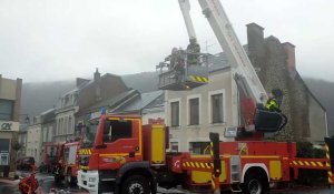 Intervention des pompiers de Revin dans le rue Paul-Bert