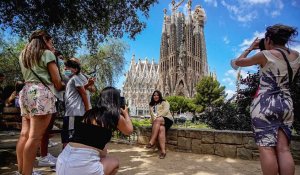 Le pass vaccinal à Barcelone : le calvaire des personnes inéligibles au vaccin