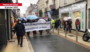 VIDÉO. Malgré la pluie, près de 600 manifestants contre le pass vaccinal à Cholet