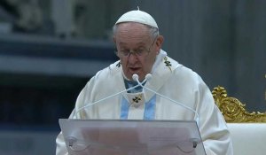 Le pape François dirige une messe pour la Journée mondiale de la paix