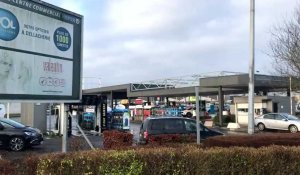 À la frontière belge, près d’Armentières et Nieppe, le carburant quasiment au même prix outre-Quiévrain, mais de peu.