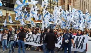 Manifestation en soutien à la vice-présidente Kirchner après l'attentat