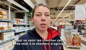 Beauvais. Lait à moins de 90 centimes : des agriculteurs en colère retirent des packs des supermarchés et déversent du fumier