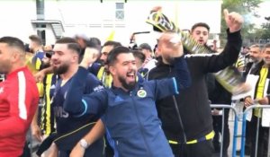 VIDÉO. Stade Rennais - Fenerbahçe : l'ambiance monte à quelques minutes du coup d'envoi
