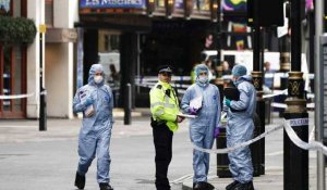 Londres : deux policiers blessés après avoir été poignardés